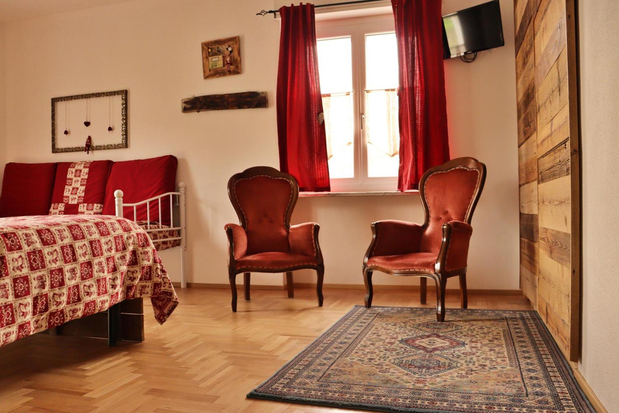 Lo Barbaboc Aparthotel Charvensod Kültér fotó